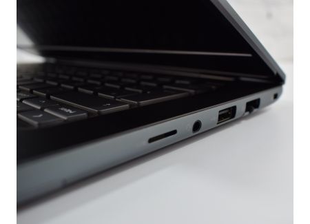 DELL Vostro 5490 Intel Core i7-10510U 1.8GHz 8GB 256GB SSD nVidia GeForce MX250 Windows 11 Professional