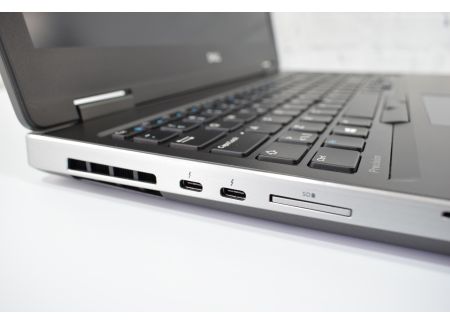 DELL Precision 7540 Intel Core i9-9880H 2.3GHz 32GB 512GB SSD nVidia Quadro T2000 Windows 11 Professional PL