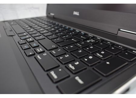 DELL Precision 7540 Intel Core i9-9880H 2.3GHz 32GB 512GB SSD nVidia Quadro T2000 Windows 11 Professional PL