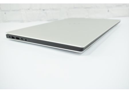 DELL Precision 5540 Intel Core i9-9980HK 2.4GHz 32GB 512GB SSD nVidia Quadro T2000 Windows 11 Professional - 1033570 