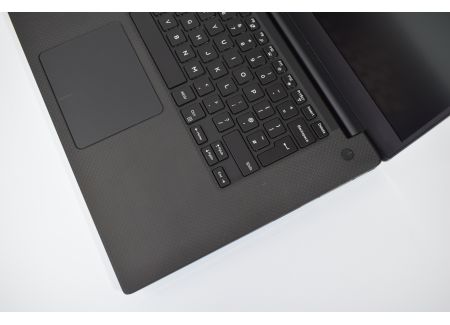 DELL Precision 5520 Intel Xeon E3-1505Mv5 2.8GHz 32GB 1TB SSD nVidia Quadro M1200 Windows 10 Professional PL - 1024989