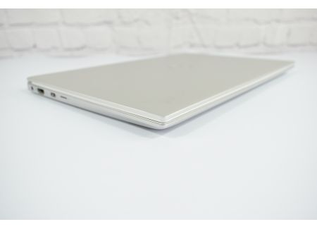 DELL Inspiron 5391 Intel Core i7-10510U 1.8GHz 8GB 256GB SSD Windows 11 Professional 