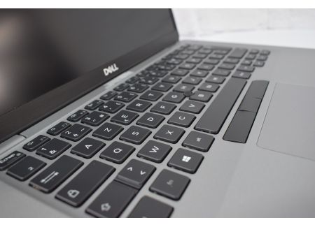 DELL Latitude 5410 Intel Core i5-10210U 1.6GHz 8GB 256GB SSD Windows 11 Professional - 1045401