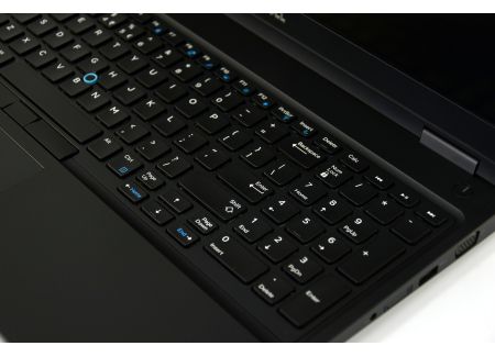 DELL Precision 3520 Touch Intel Core i7-6820HQ 2.7GHz 16GB 256GB SSD Windows 10 Home PL