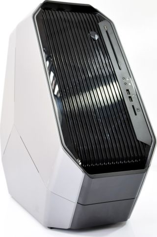 Alienware Area 51 R2 Intel Core i7-5930K 3.50GHz 32GB 512GB SSD + 4TB Blu-ray 3x GTX 970 Windows 10 Professional