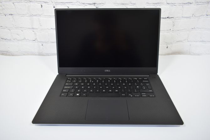 DELL Precision 5520 Intel Xeon E3-1505Mv5 2.8GHz 32GB 1TB SSD nVidia Quadro M1200 Windows 10 Professional PL - 1024989