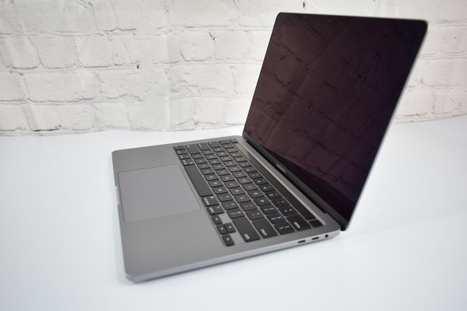 Apple MacBook Pro A2251 Intel Core i7-1068NG7 2.3GHz 32GB 500GB SSD macOS Sonoma - 1064262