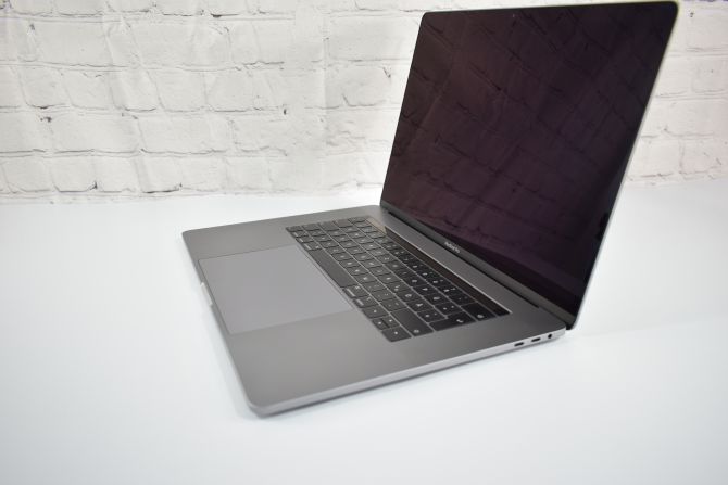 Apple MacBook Pro A1990 Intel Core i9-8950H 2.9GHz 16GB 500GB SSD macOS Sonoma - 1064268