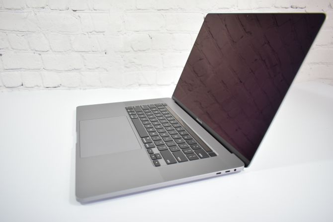 Apple MacBook Pro A2141 Intel Core i7-9750H 2.6GHz 32GB 500GB SSD macOS Sonoma - 1064269