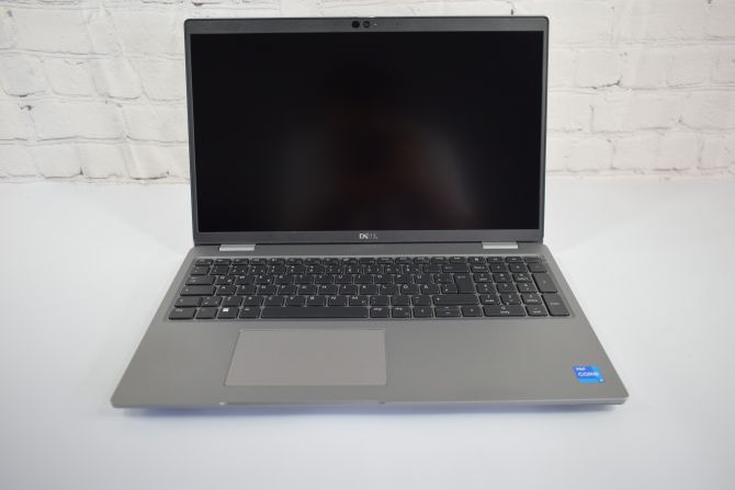 DELL Latitude 5520 Intel Core i5-1145G7 2.6GHz 16GB 1TB SSD Windows 11 Professional PL