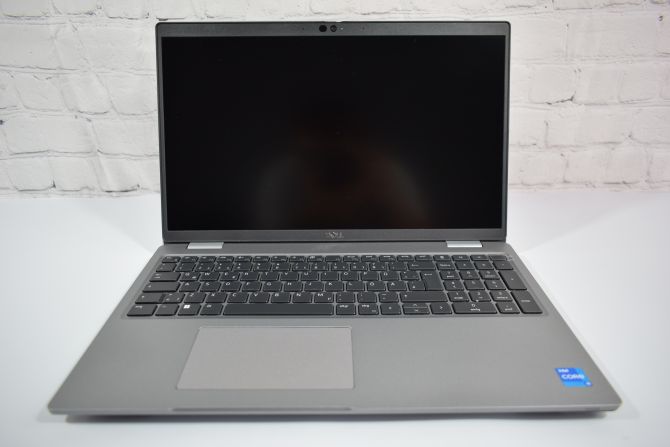 DELL Latitude 5520 Intel Core i5-1145G7 2.6GHz 16GB 512GB SSD Windows 11 Professional - 1082715