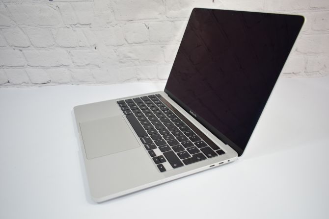 Apple MacBook Pro A2251 Intel Core i7-1068NG7 2.3GHz 16GB 500GB SSD macOS Sonoma