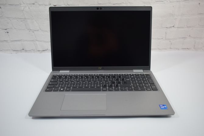 DELL Latitude 5520 Intel Core i7-1185G7 3.0GHz 16GB 512GB SSD Windows 11 Professional PL - 1089925