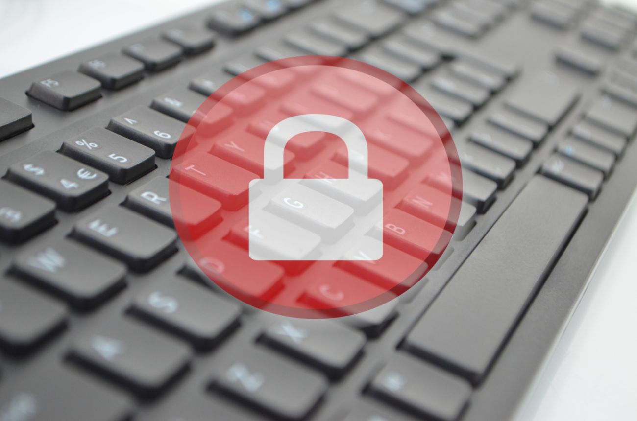 12 października - Dzień Bezpiecznego Komputera. Porady.