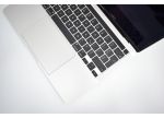 Zdjęcie 4: Apple MacBook Pro A2251 Intel Core i7-1068NG7 2.3GHz 16GB 500GB SSD macOS Sonoma